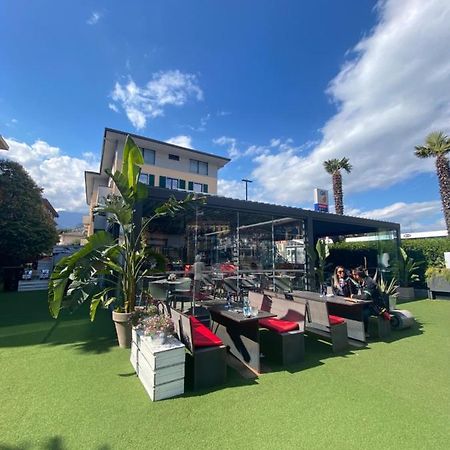 Hotel Aurora & Appartamenti Torbole Sul Garda Екстер'єр фото