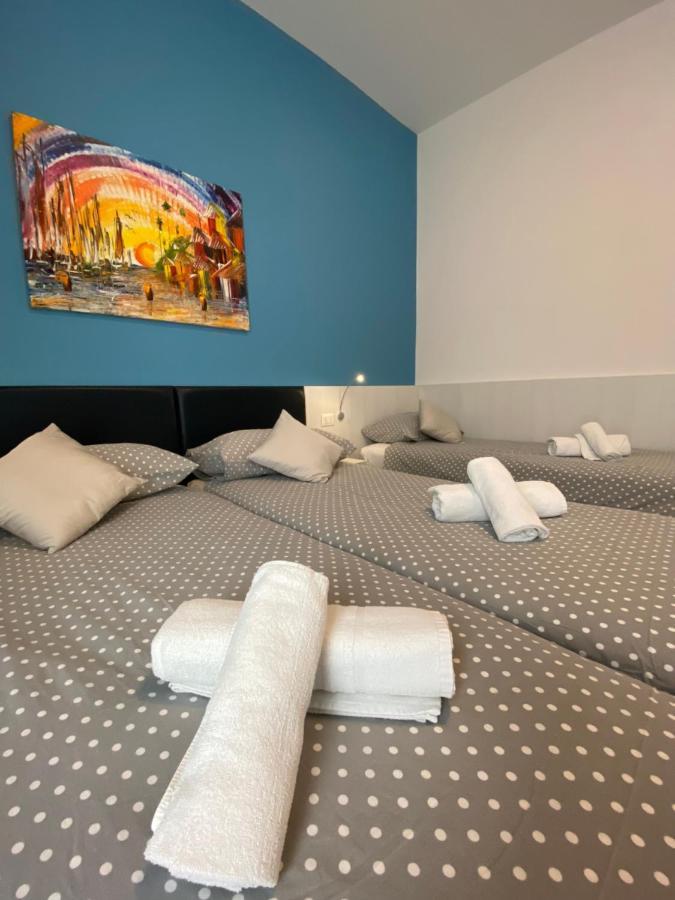 Hotel Aurora & Appartamenti Torbole Sul Garda Екстер'єр фото