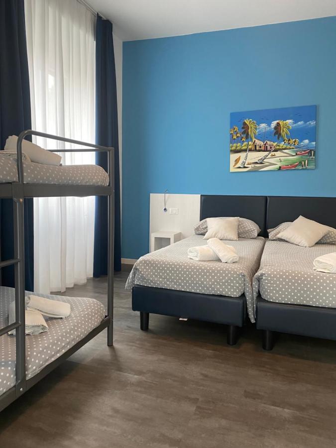 Hotel Aurora & Appartamenti Torbole Sul Garda Екстер'єр фото