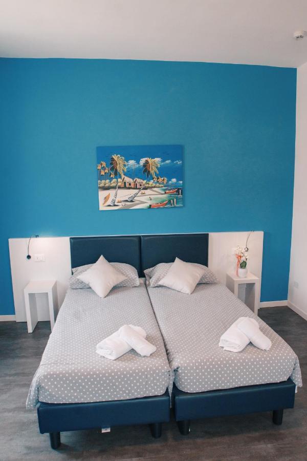 Hotel Aurora & Appartamenti Torbole Sul Garda Екстер'єр фото