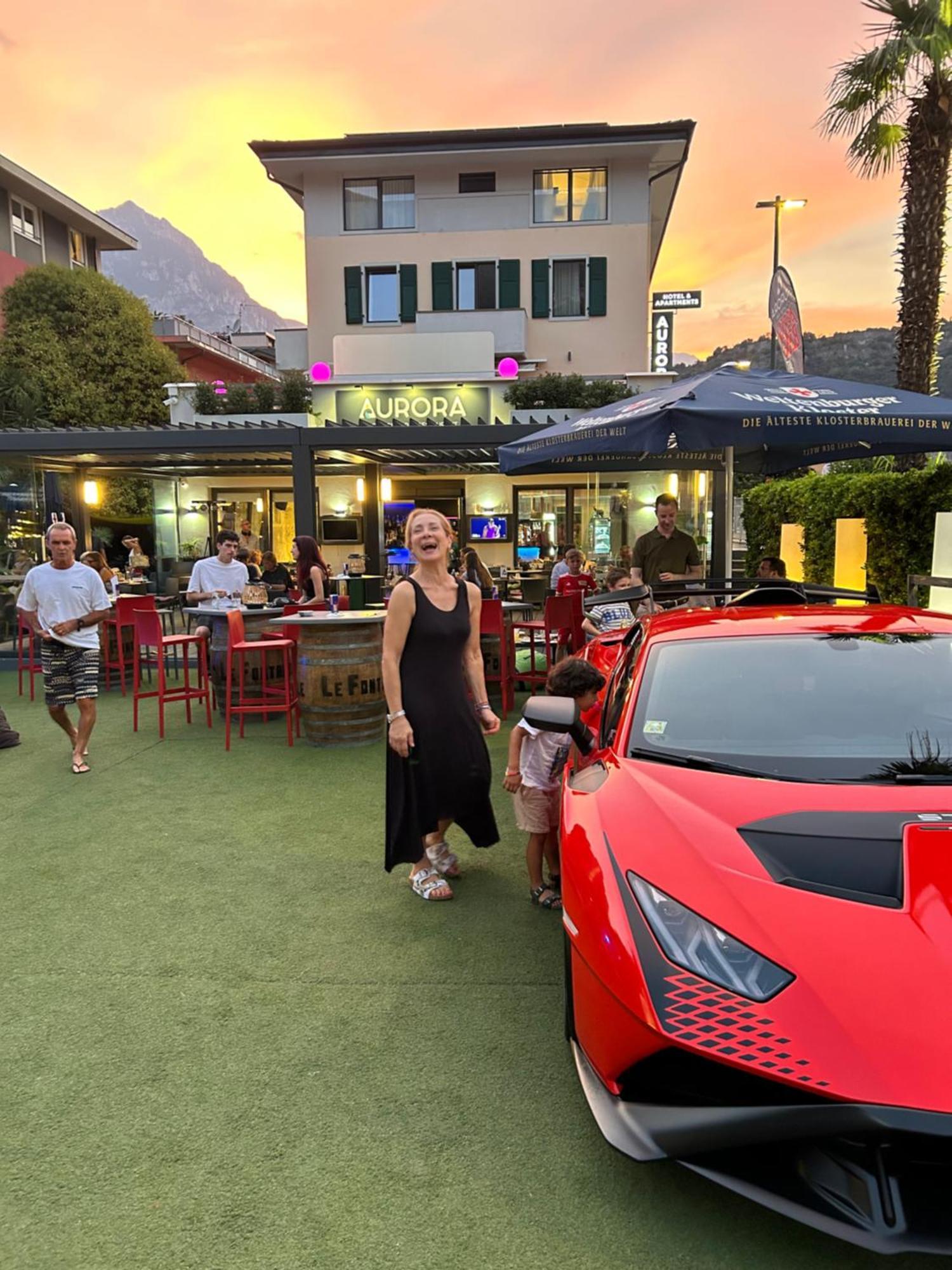 Hotel Aurora & Appartamenti Torbole Sul Garda Екстер'єр фото