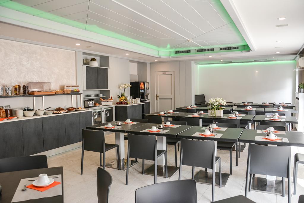 Hotel Aurora & Appartamenti Torbole Sul Garda Екстер'єр фото